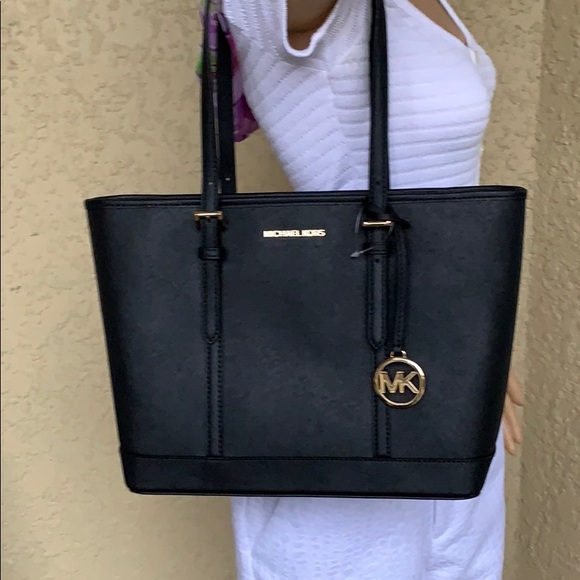 Michael Kors Bags Michael Kors Jet Set Shoulder